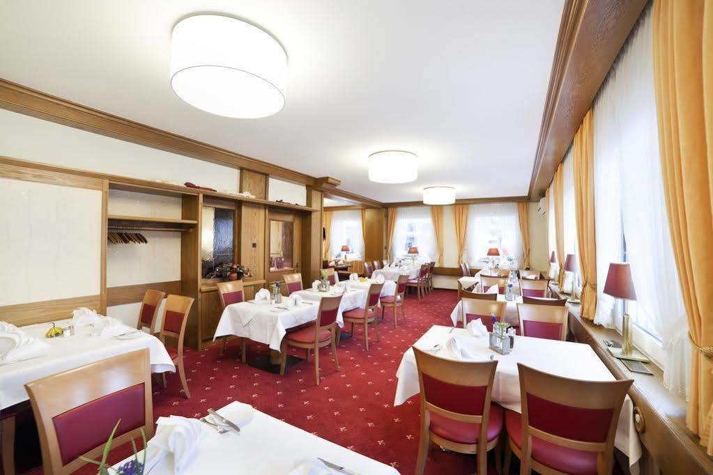 Hotel Krone Niefern-Oeschelbronn Exterior photo